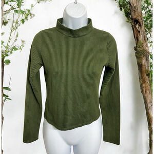 Olivia Rae Dark Green Ribbed Top Sz M Long-Sleeve Mock Neck Fitted Blouse